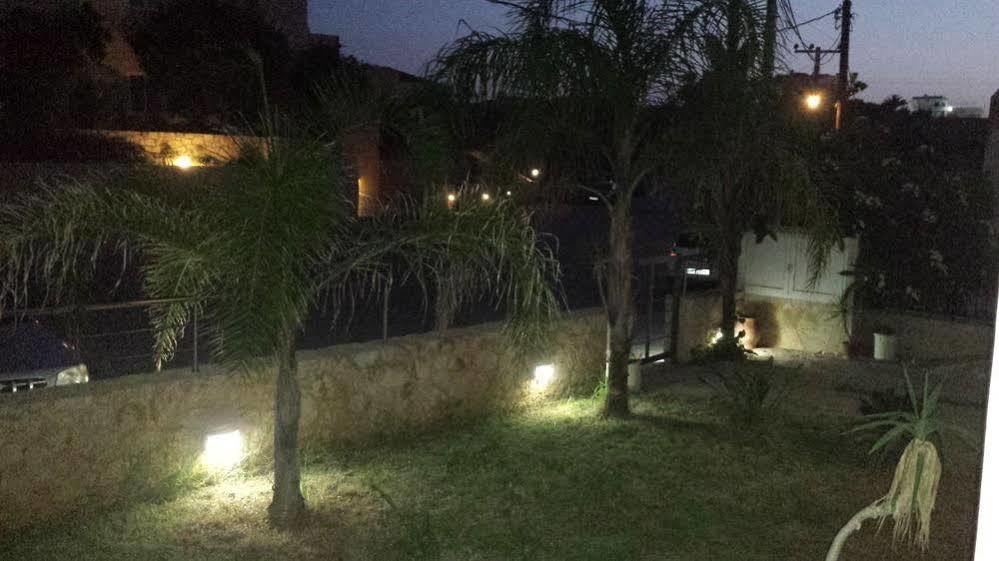 Roumpini Homes Stalos Bagian luar foto