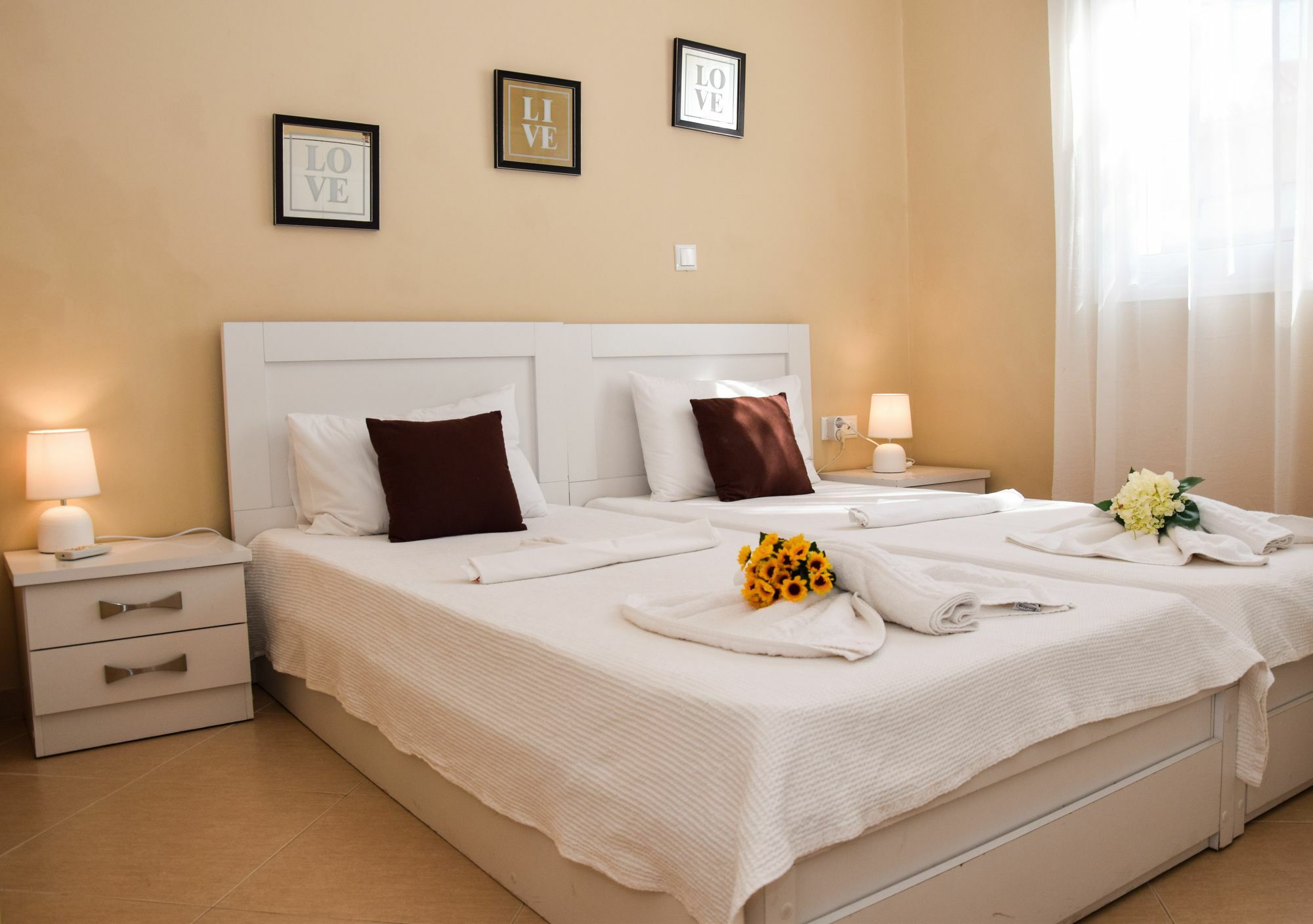 Roumpini Homes Stalos Bagian luar foto